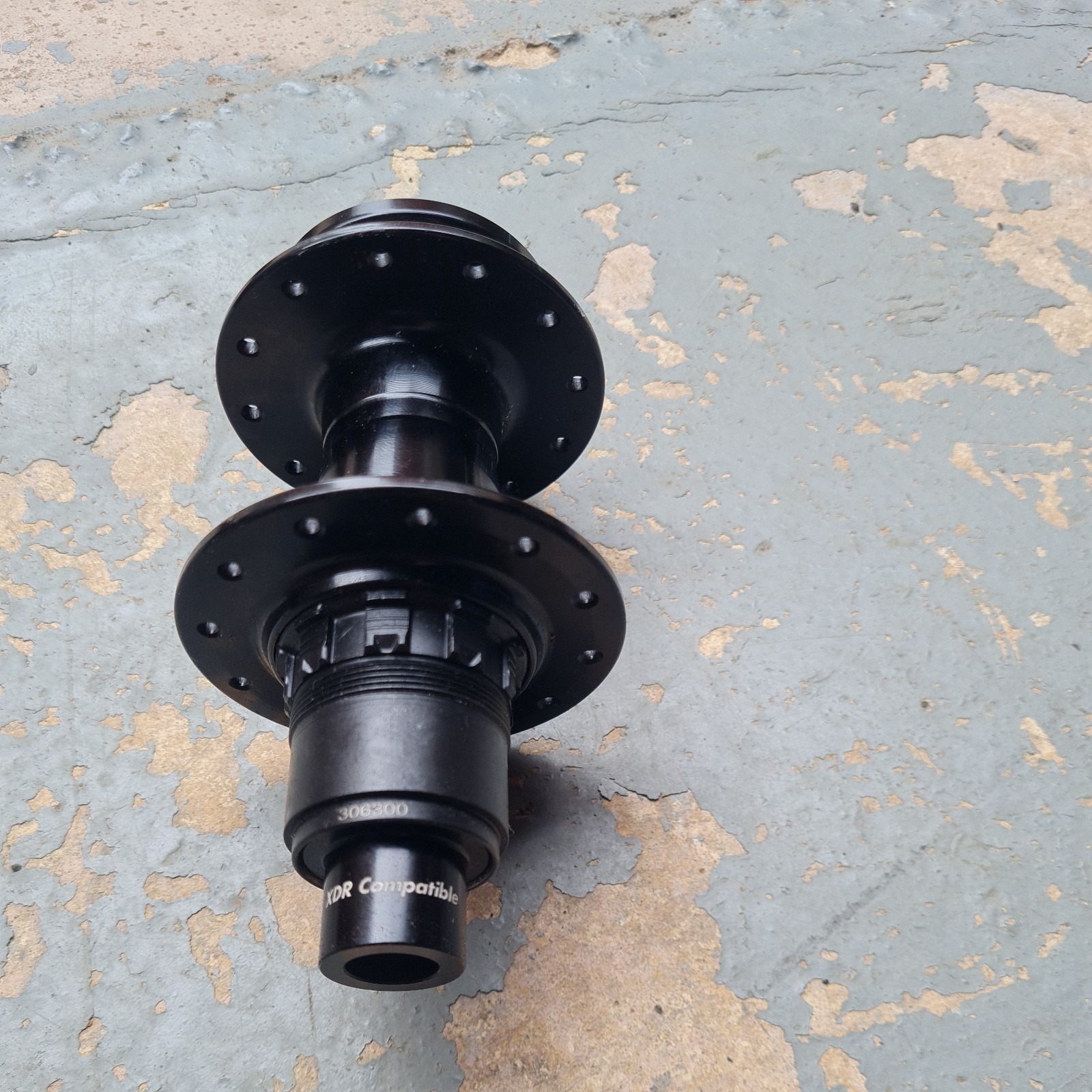 Giant D729r 24h 6 Bolt Xdr Rear Hub