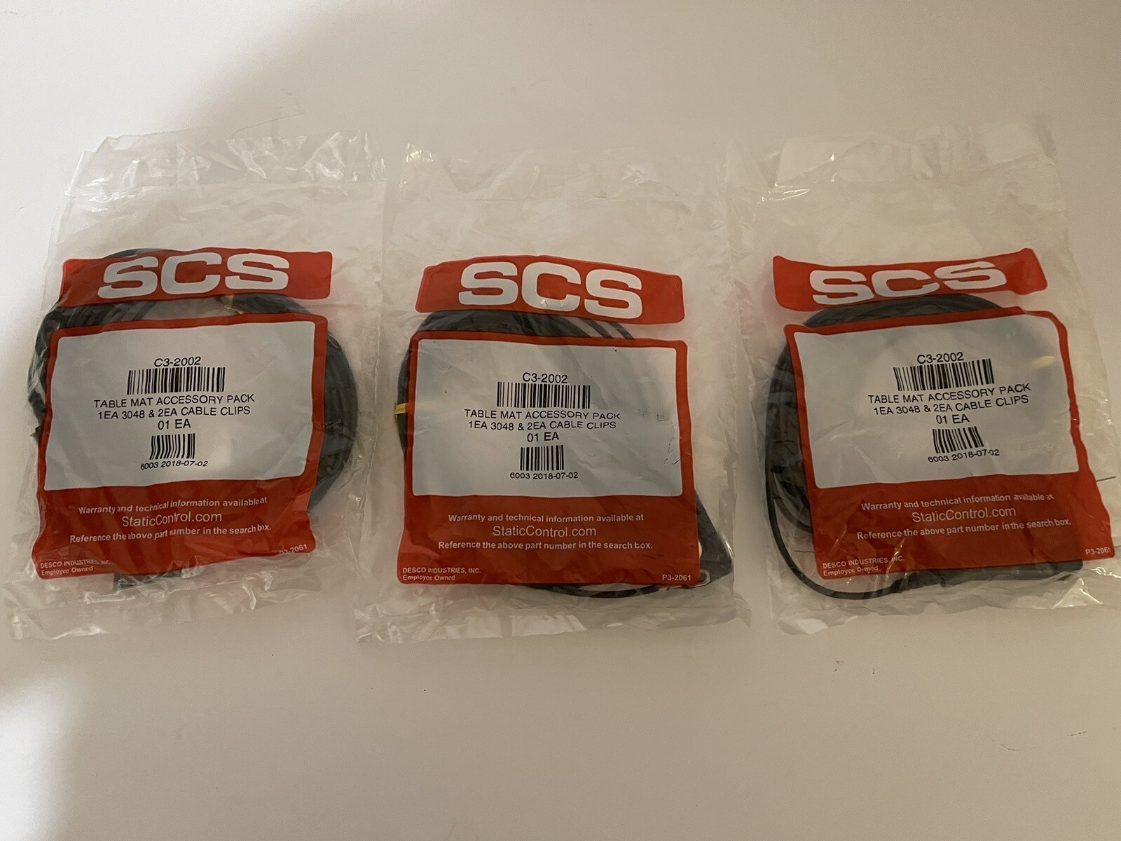 ESD Table mat accesories pack, 1 ea 3048 & 2 ea cable clips