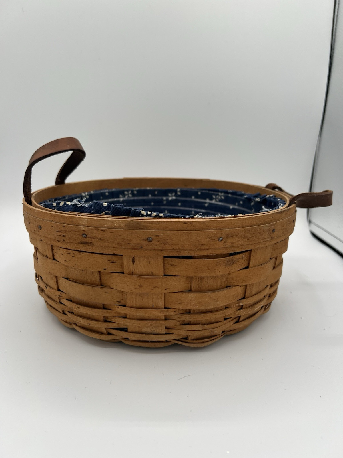 🧵Longaberger 1995 Darning Basket–Leather Handles, Liner & Protector–Gently Used