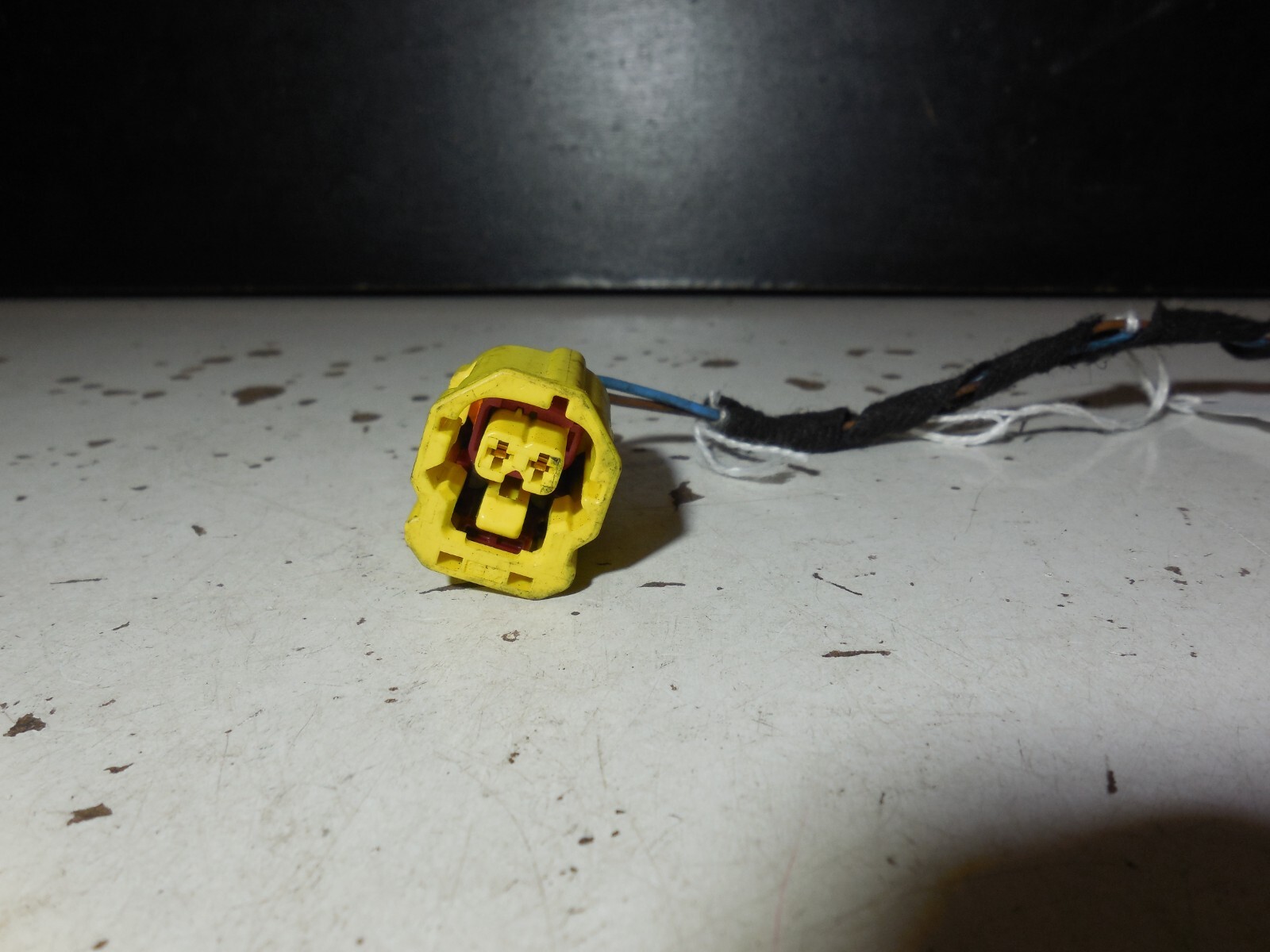 Wiring Harness Connector Plug 600972628 Yellow 04-10 Volkswagen Transporter T5