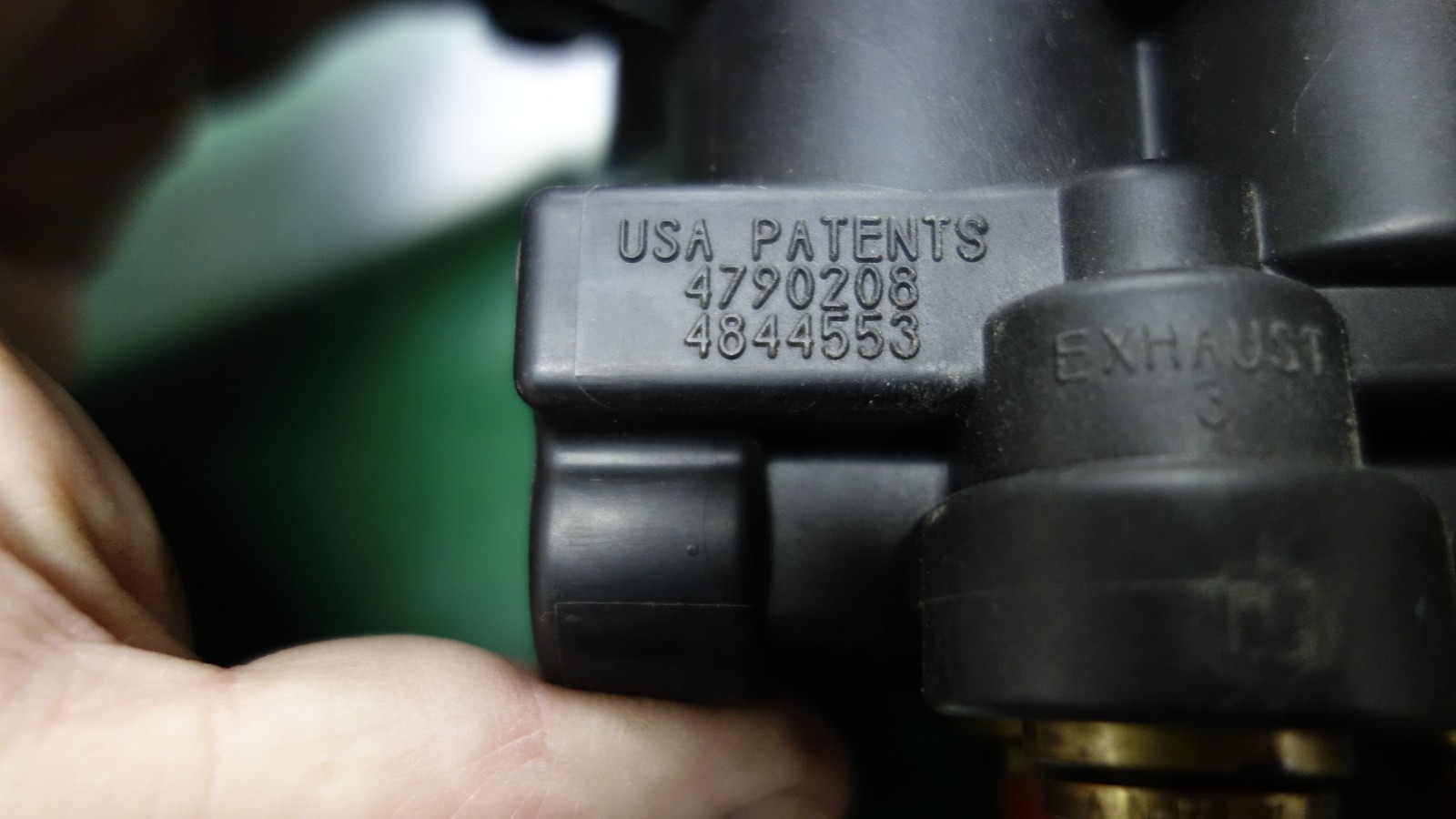 Bendix Air Brake Valve Dash Controls 5006349