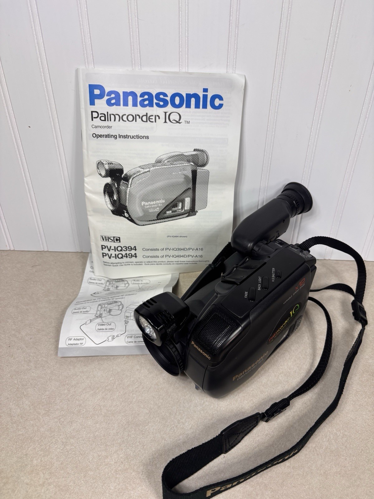 Panasonic Palmcorder IQ Intelligent Camcorder /Instructions NO BATTERY UNTESTED