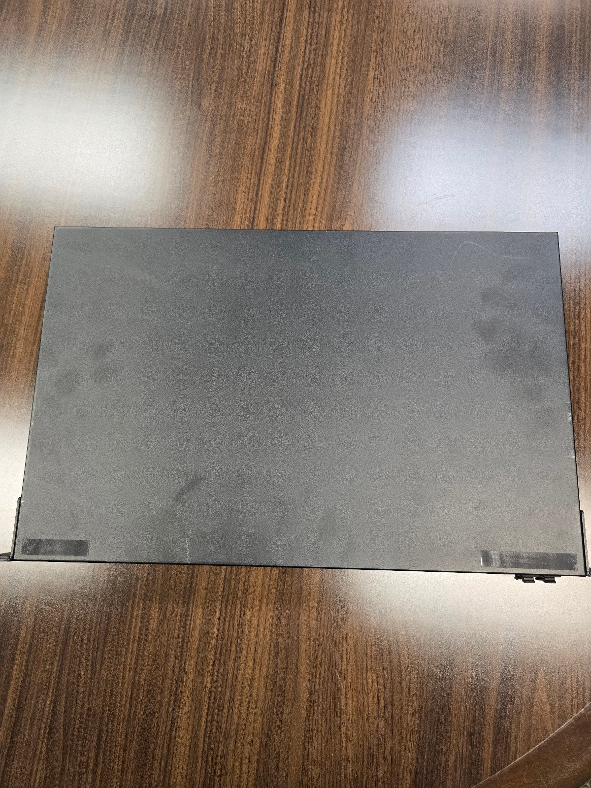Ubiquiti Networks (ES-48-LITE) Rack-Mountable Network Device