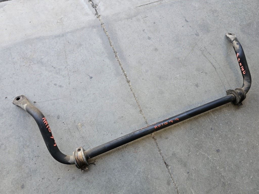 USED 2007 Sierra K3500 CLASSIC FRONT SWAY BAR SHIP Los Angeles