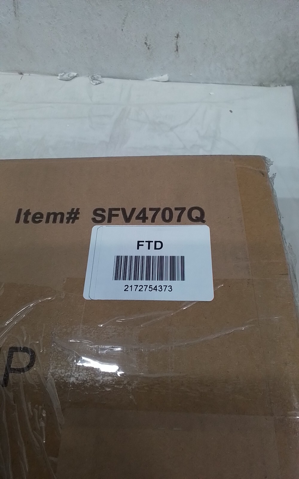 Safavieh MAXINE CHANNEL TUFTED OTTTOMAN, Reduced Price 2172754373 SFV4707Q