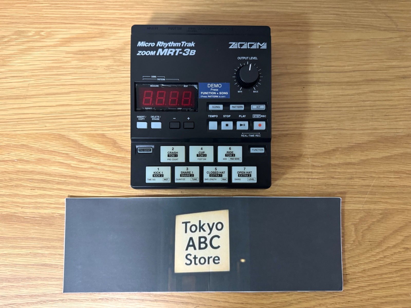 ZOOM MRT-3B Micro Rhythm Trak Drum Machine Electronic  free shipping from japan