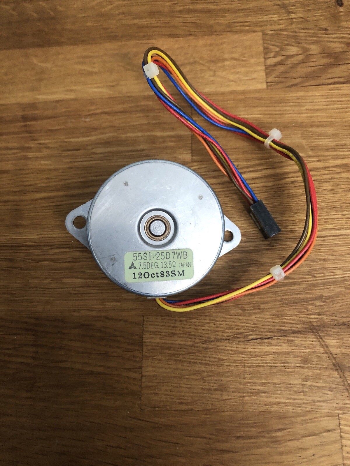 Brand New Stepper Motor 55SI-25D7WB / 7.5 Deg 13.5