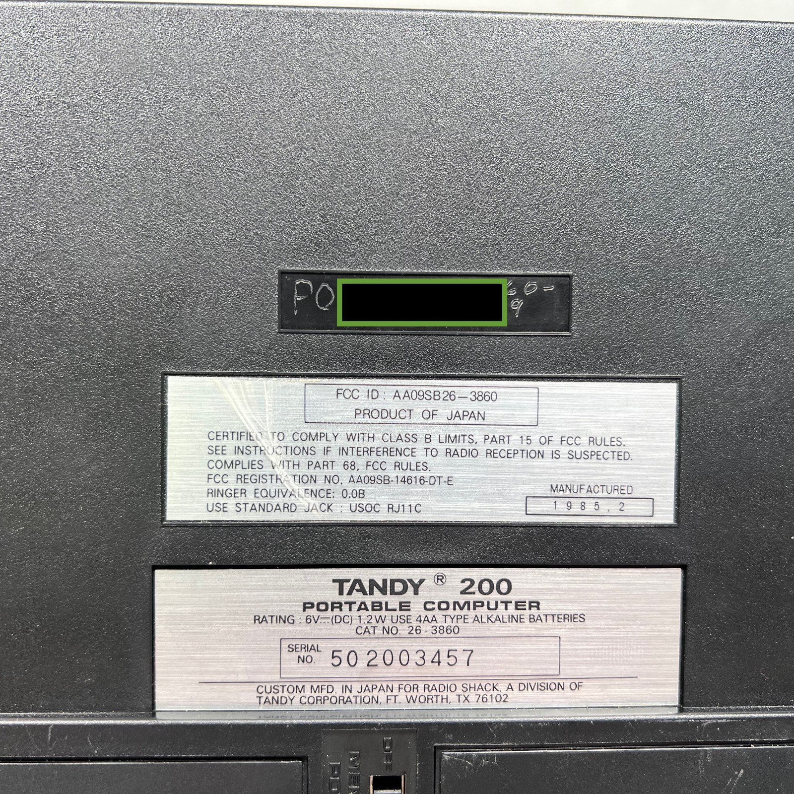 Tandy 200 Portable Computer, Power Adapter, Case, Book, Owner's Manuals WORKING