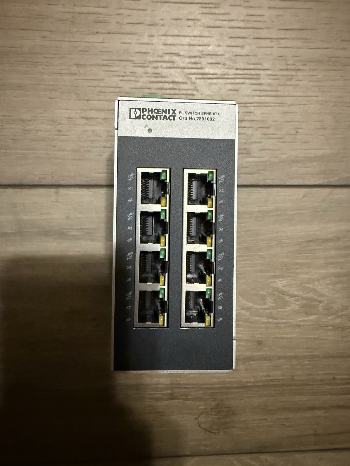 Phoenix Contact FL SWITCH SFNB 8TX 8-Port Ethernet Switch
