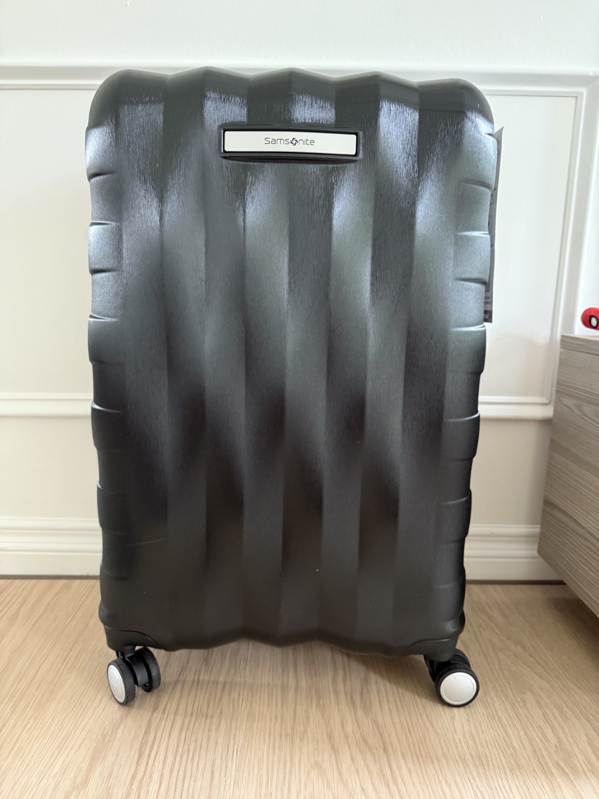 samsonite Ziplite 6 hardside spinner luggage