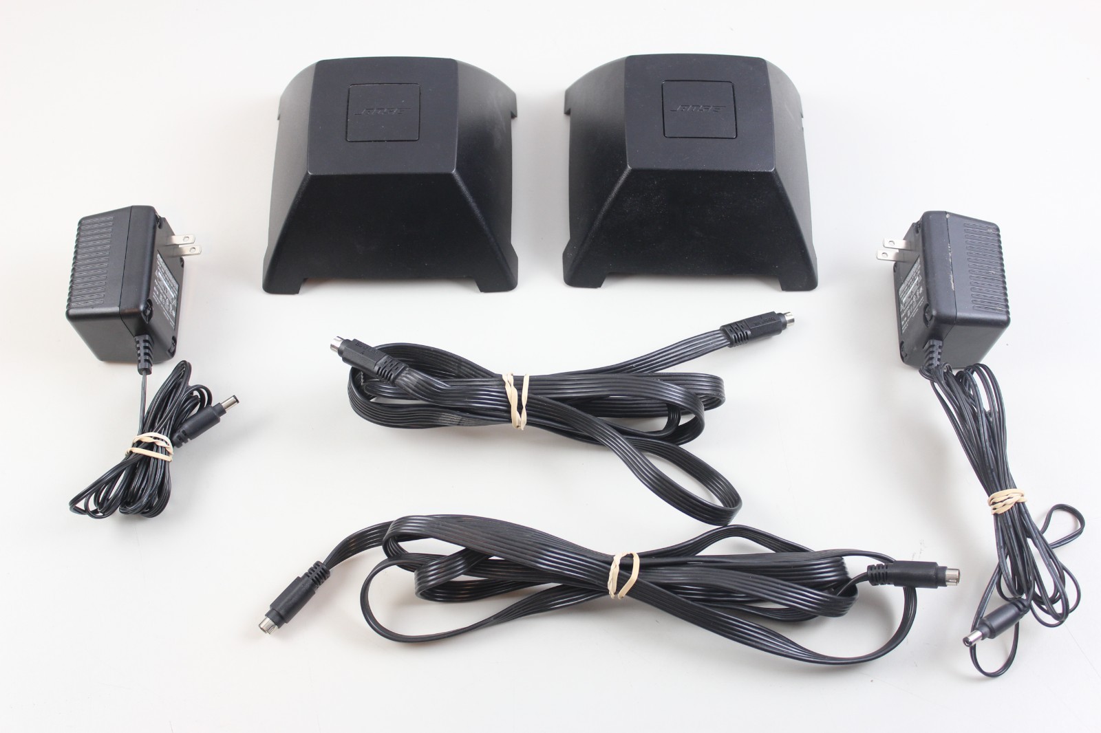 Bose AL8 Homewide Wireless Audio Link + AR1 Wireless Audio Receiver +9 Pin Cords