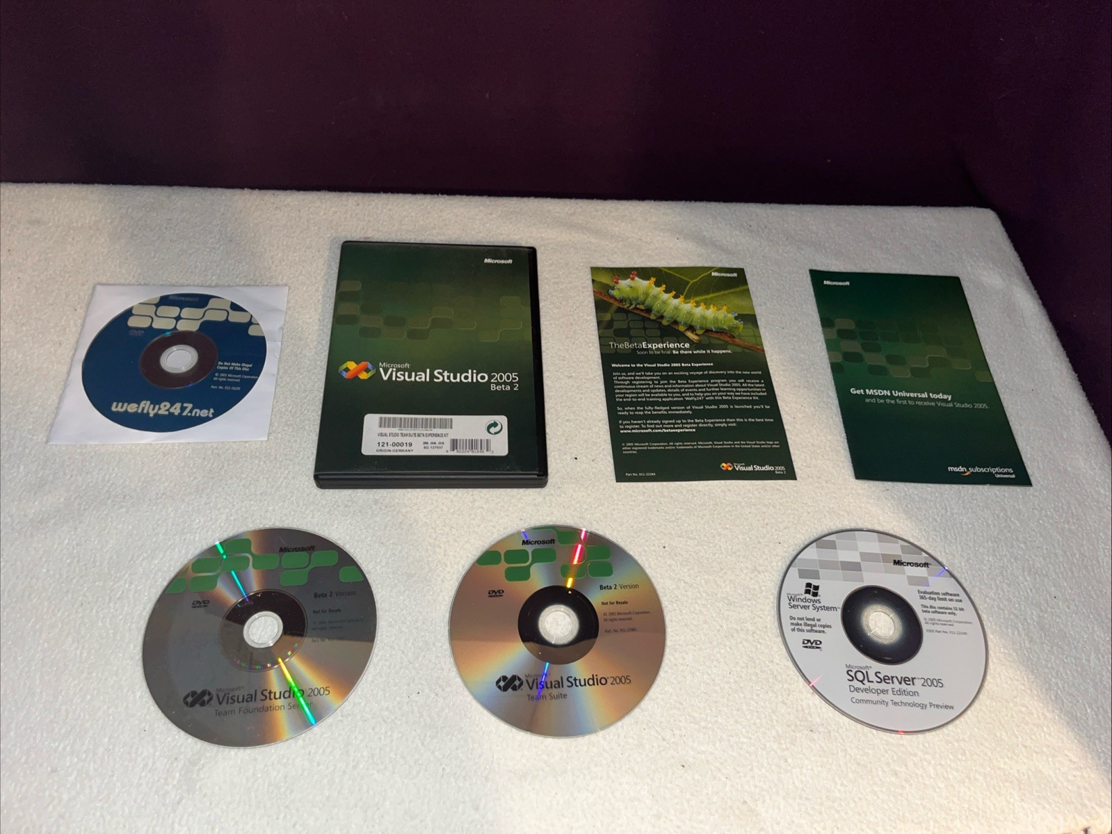 Rare Microsoft Visual Studio 2005 Team Suite Beta 2 (3 CD’s) w/ Wefly