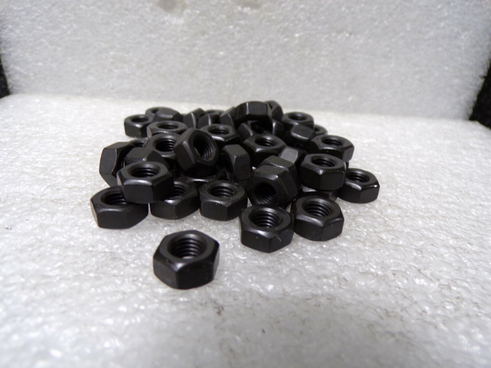 (50) 1/4"-28 Hex Nut Black Oxide Finish Grade 5 Steel Right Hand ASME B18.2(MK)