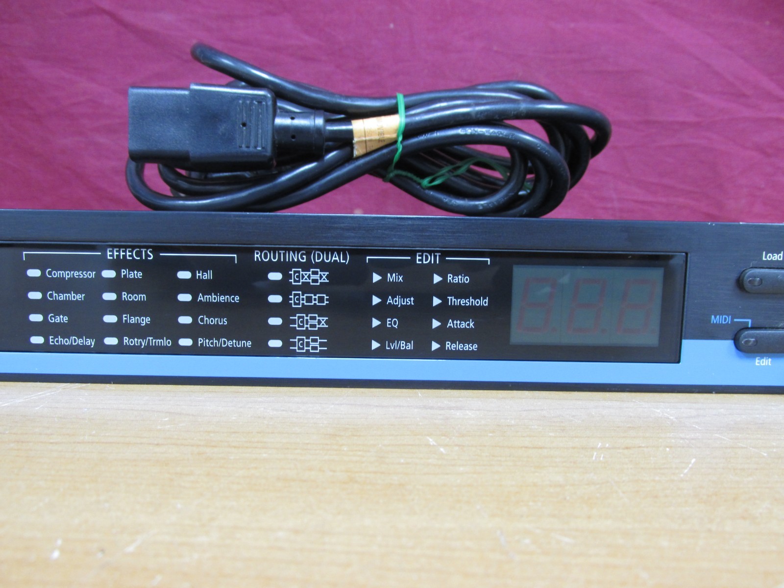 Lexicon MPX-200 24-Bit Dual Channel Effects Processor