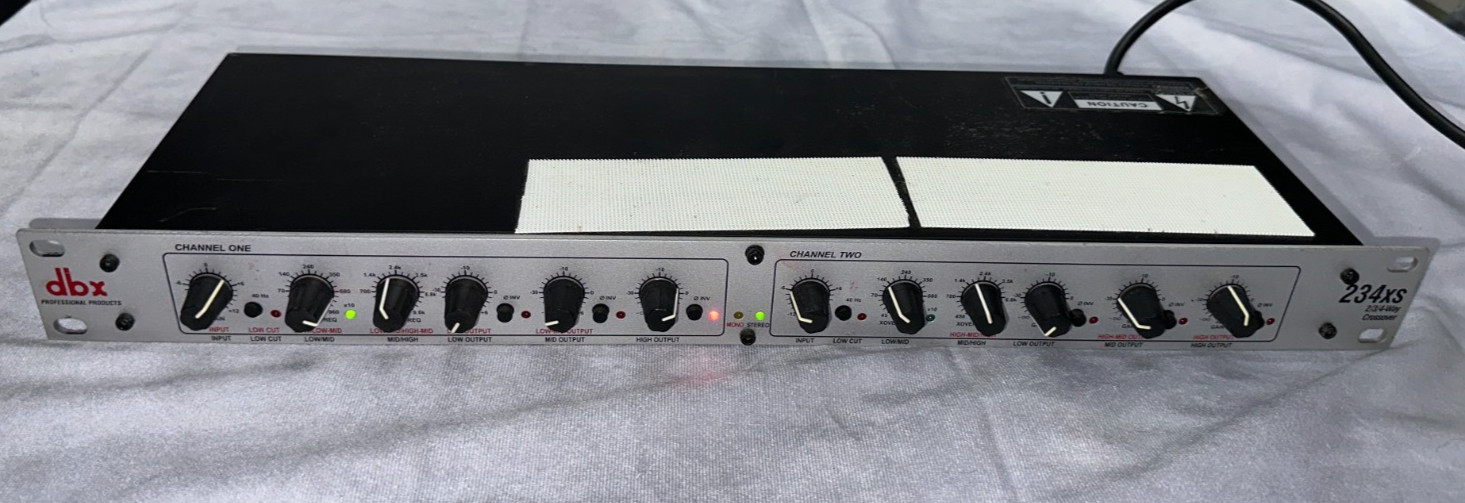 dbx 234xs Stereo 2/3 Way, Mono 4-Way Crossover - USED/WORKS
