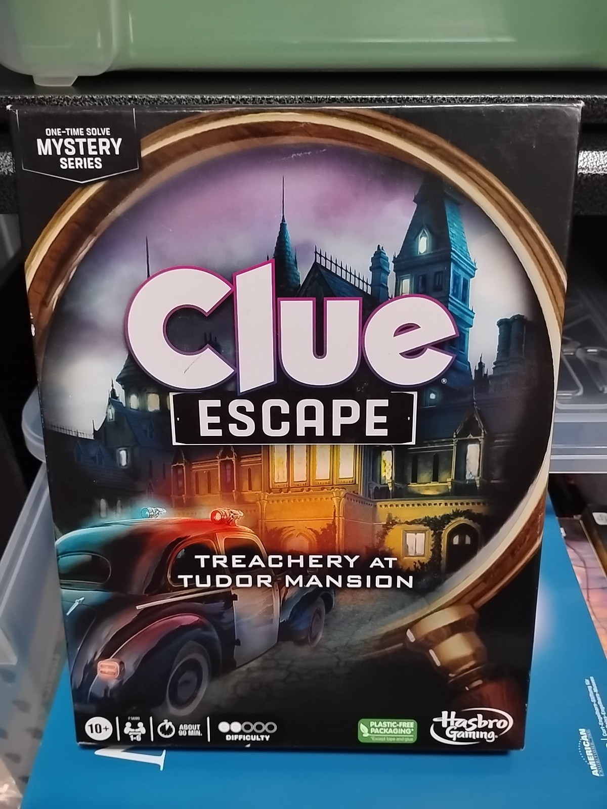 Clue Escape Board Game Treachery at Tudor Mansion Hasbro- 1 to 6 players