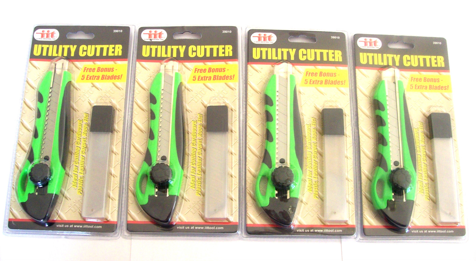 4 LARGE SNAP OFF UTILITY KNIFE KNIVES CUTTERS W/ 24 BREAKAWAY 18MM BLADES 39010