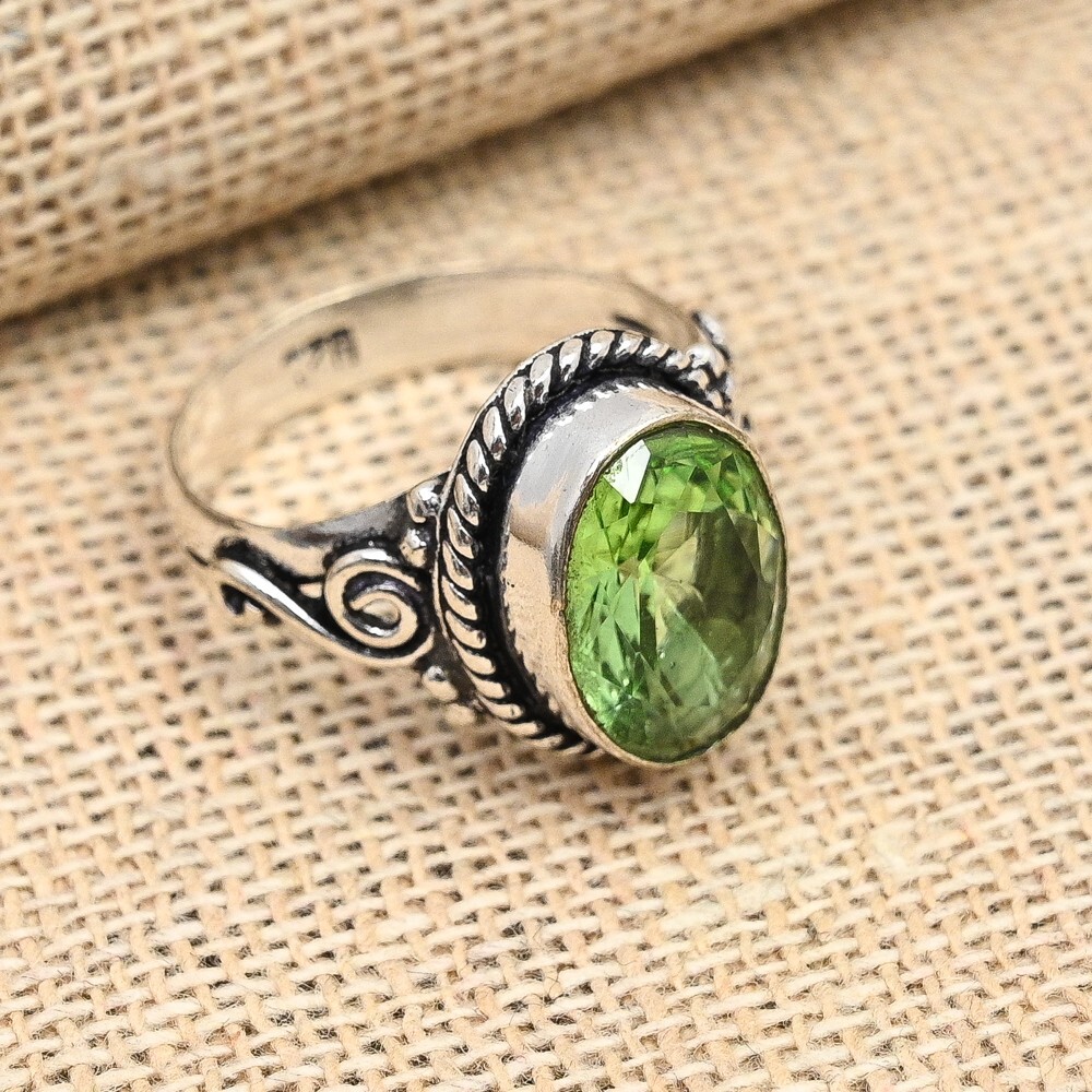 Wonderful Tsavorite Gemstone Handmade 925 Sterling Silver Ring Jewelry