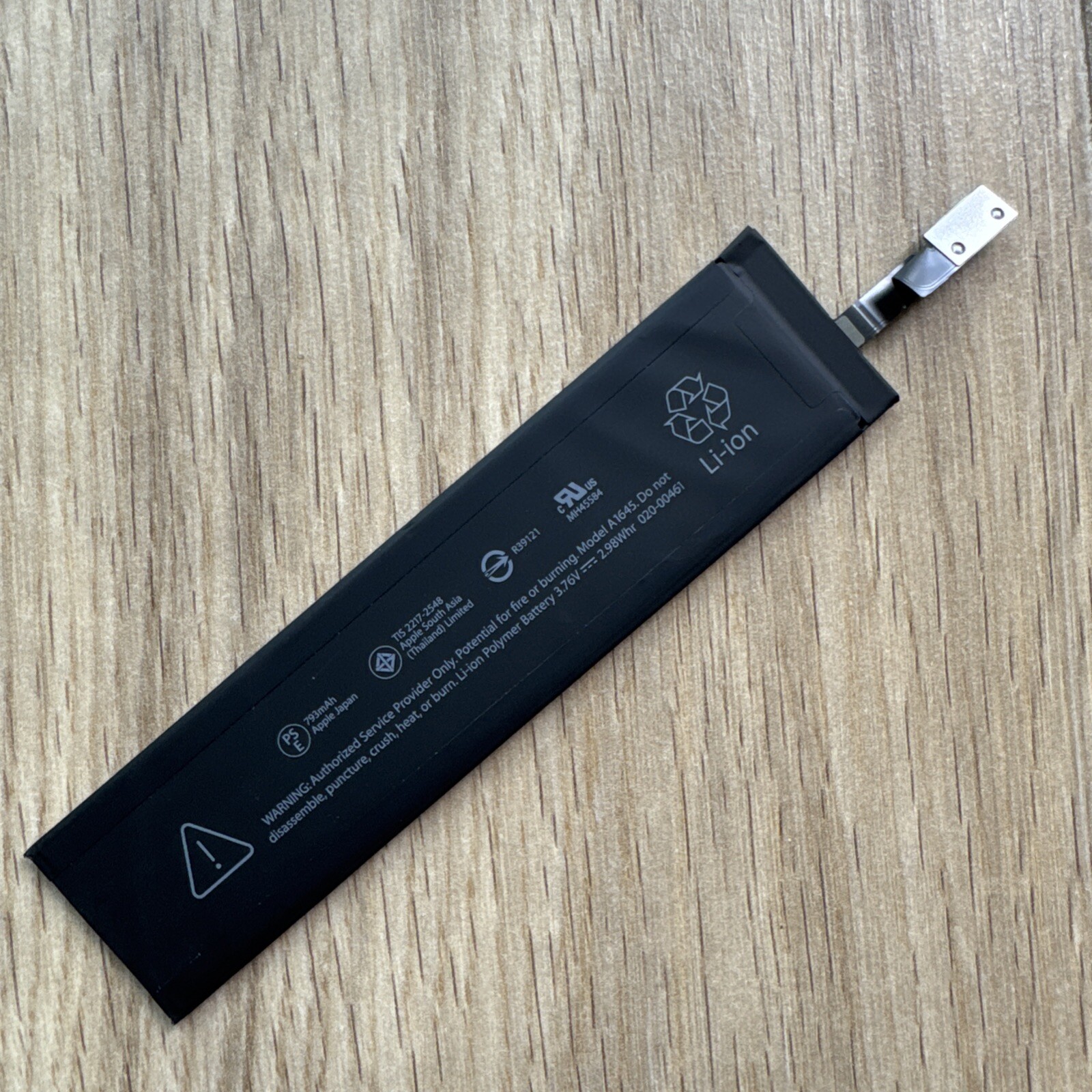 Apple Magic Keyboard Battery A1645 Replacement Part OEM For A1843 A1644 Original
