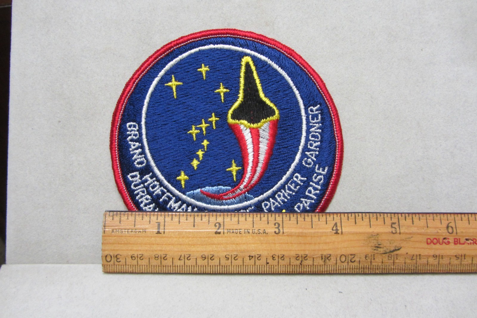 ROCKWELL SPACE SYSTEMS SPACE SHUTTLE STS-35 SOUVENIR PATCH, STICKER, CHARM
