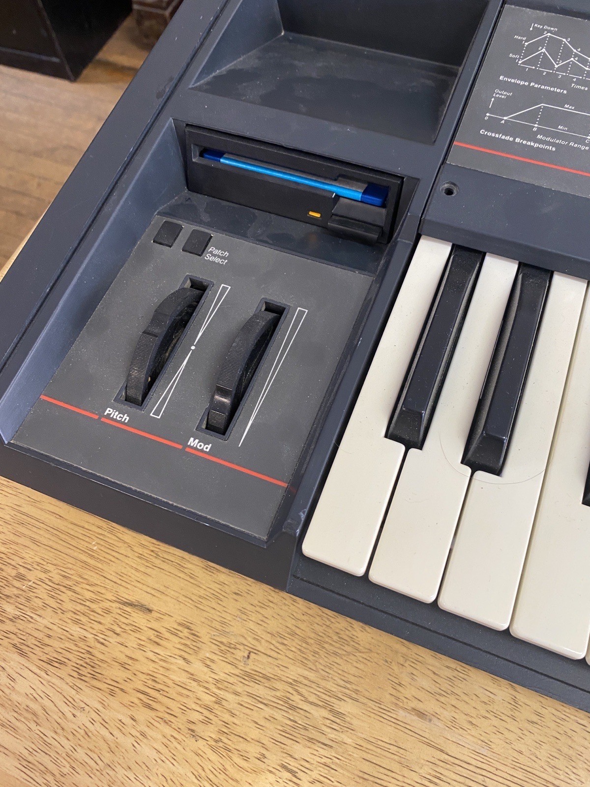 Ensoniq EPS Performance Sampler Keyboard with EPS - 4x Expansion