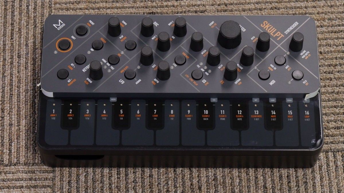Modal Electronics SKULPT Synthesiser Virtual Analog Synth Tested Near Mint