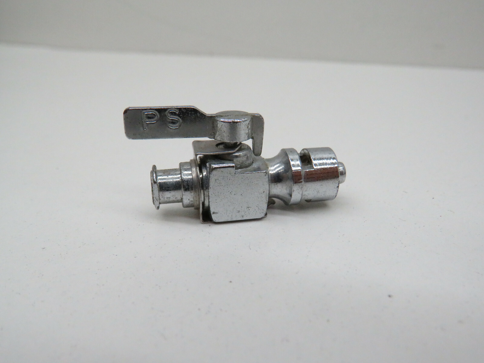 PS-6067 Small Laboratory Tubing Valve