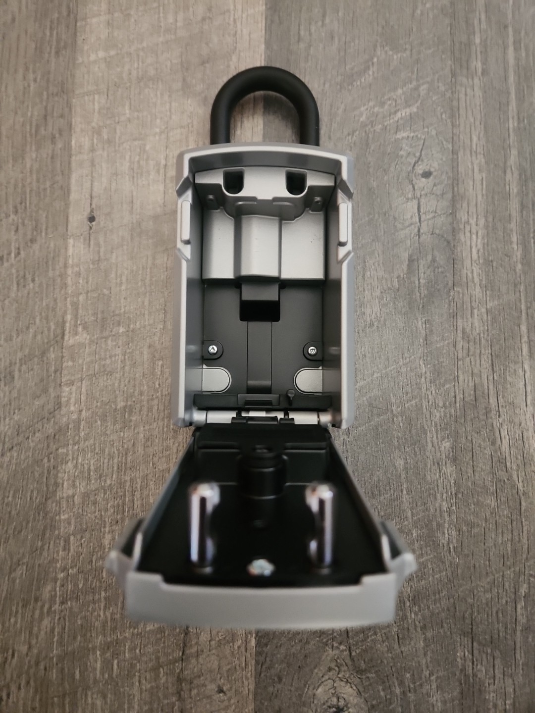 Master Lock 5440 Portable Bluetooth Key Pad Safe Lock Box