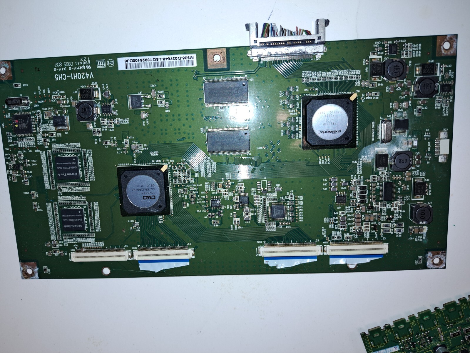 PRINTED CIRCUIT BOARDS AND MOTHERBOARDS
