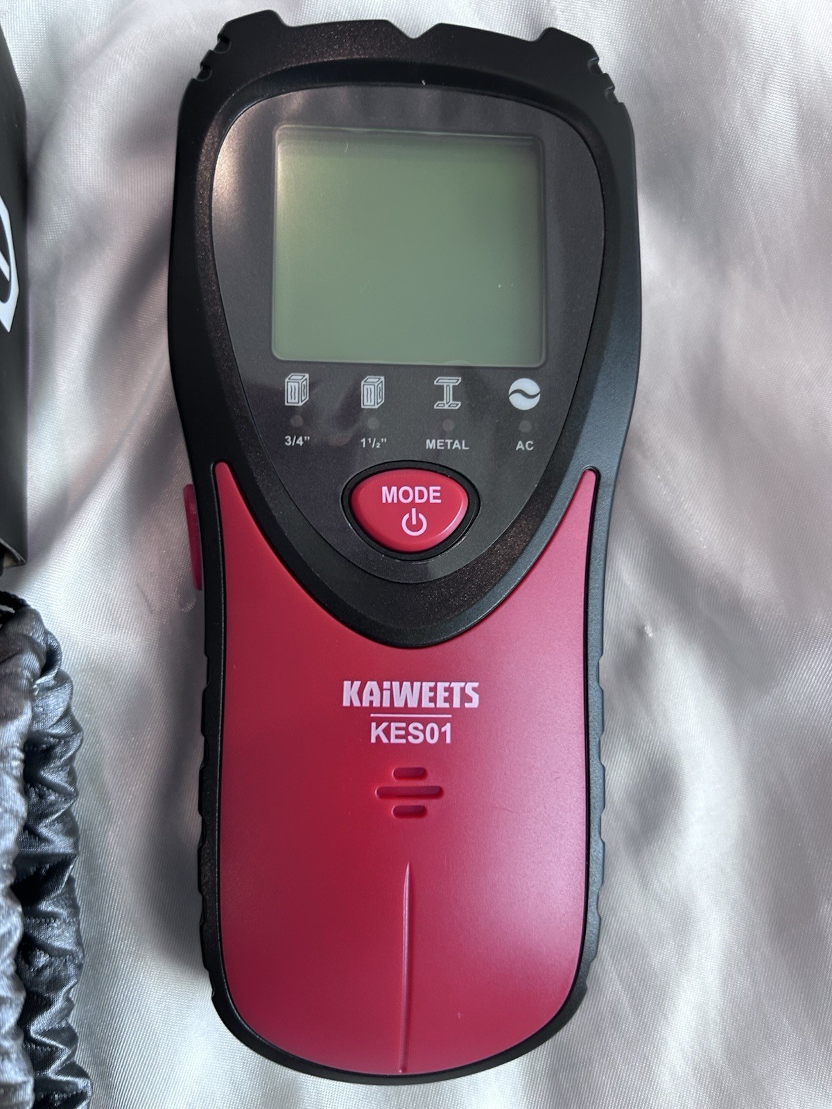 Kaiweets 4 In 1 Stud Finder new in box