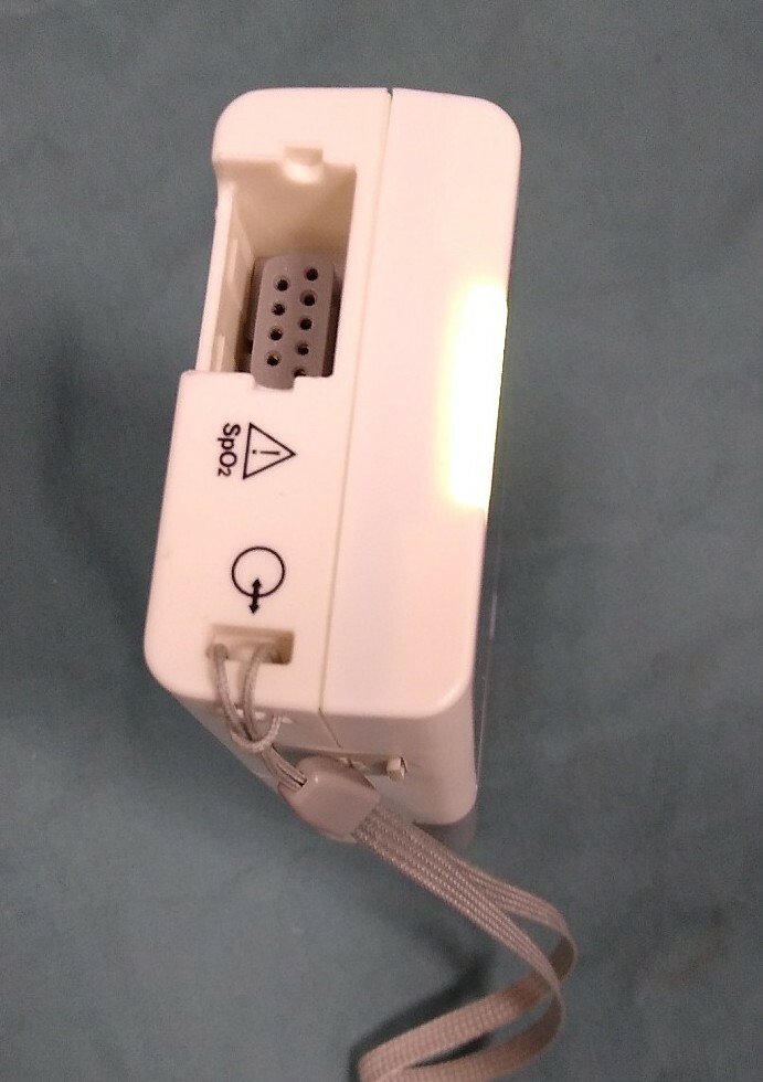 ChoiceMMed MD300M Handheld Pulse Oximeter