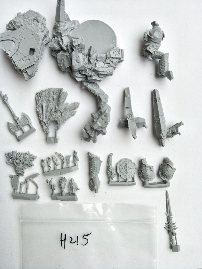 Uncolored model Leman Russ, Primarch of the Vlka Fenryka (no wolves) WOW