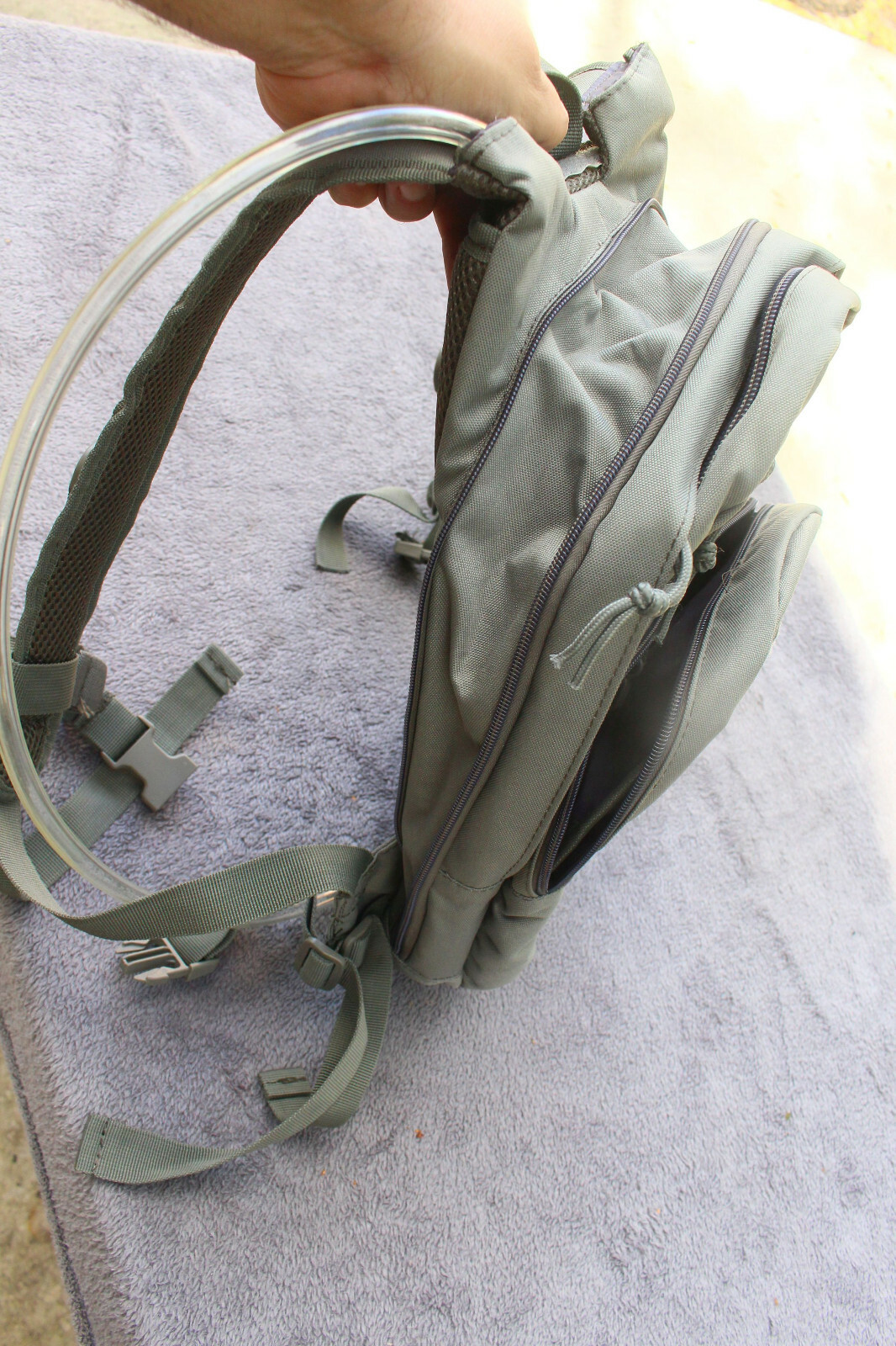 Small Light weight Day Back Pack Hydration backpack Molle Hook Loop Grey OS
