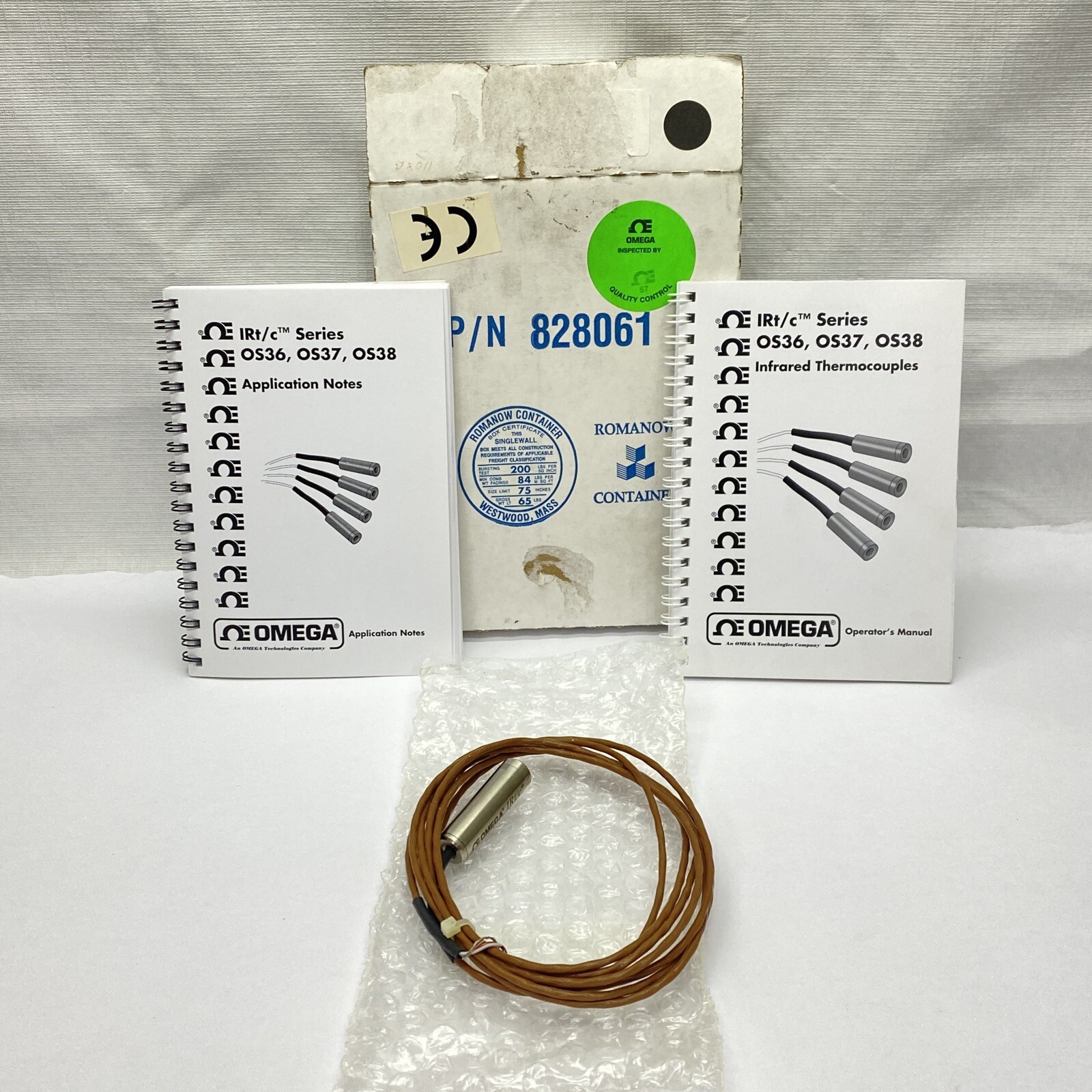 Omega 1:1 FOV Type J 160°C to 260°C Infrared Thermometers w/ Book OS36-J-440F