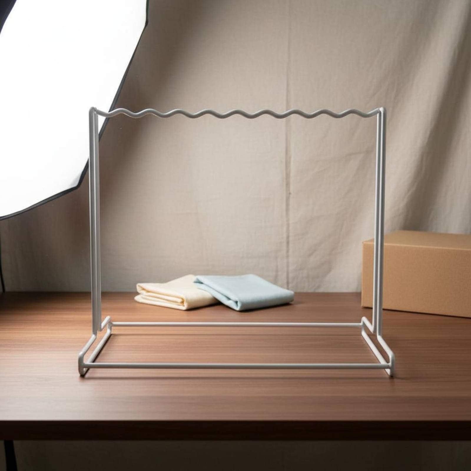 Tabletop Bra Display Stand Minimalist Design Underwear Display Rack