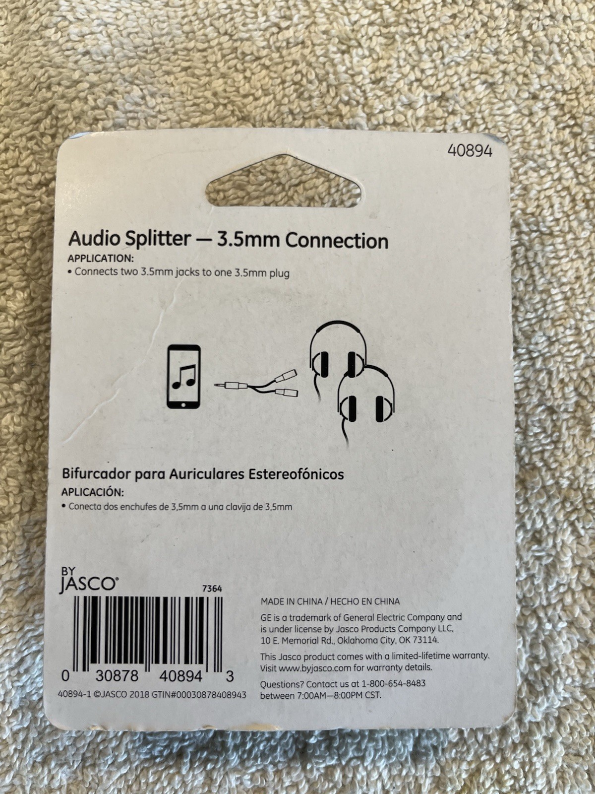 Jasco G.E. 3.5mm Audio Splitter 1 Male to 2 Female NIP 40894