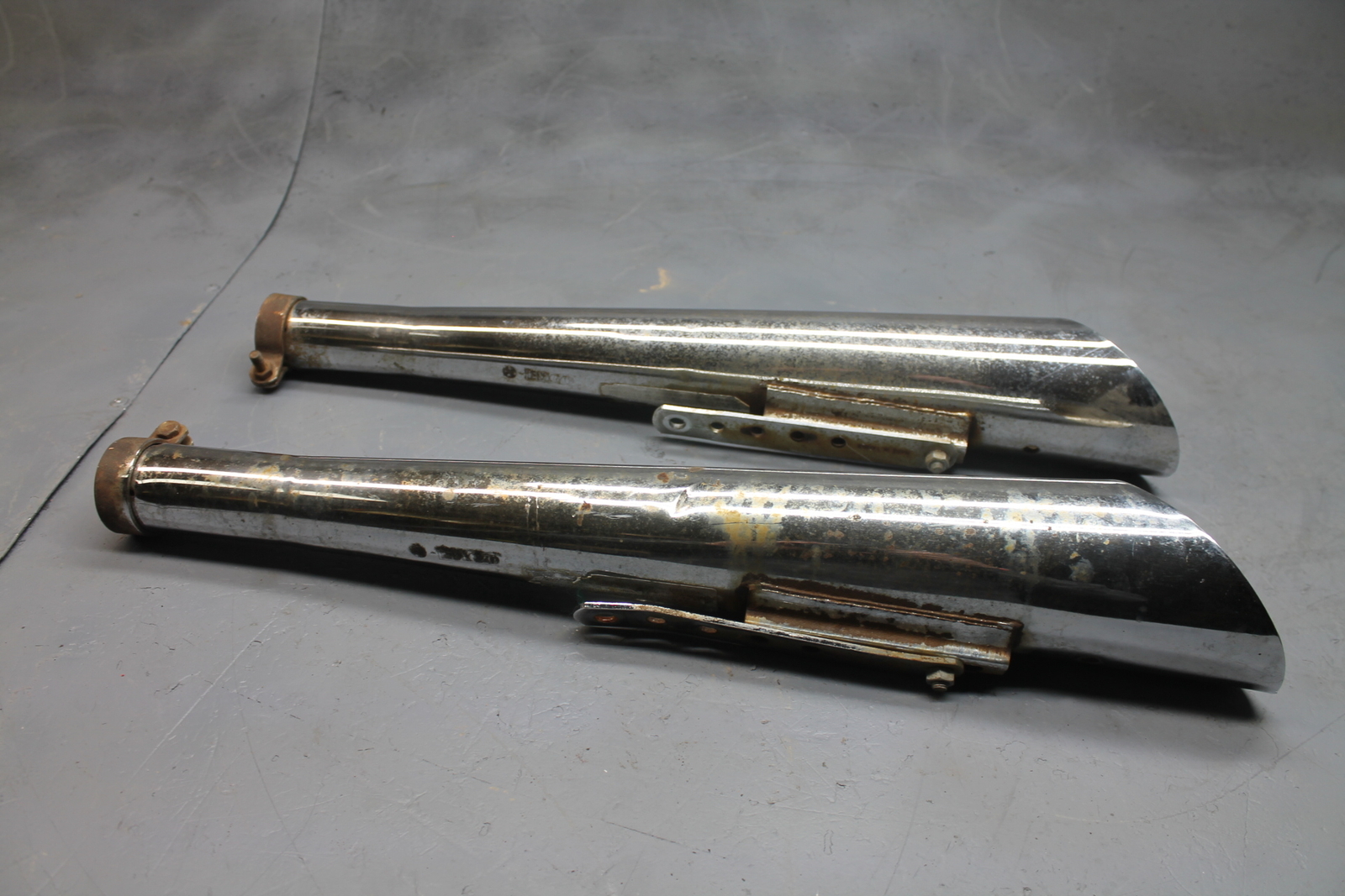 1981 SUZUKI GS550L EXHAUST PIPE