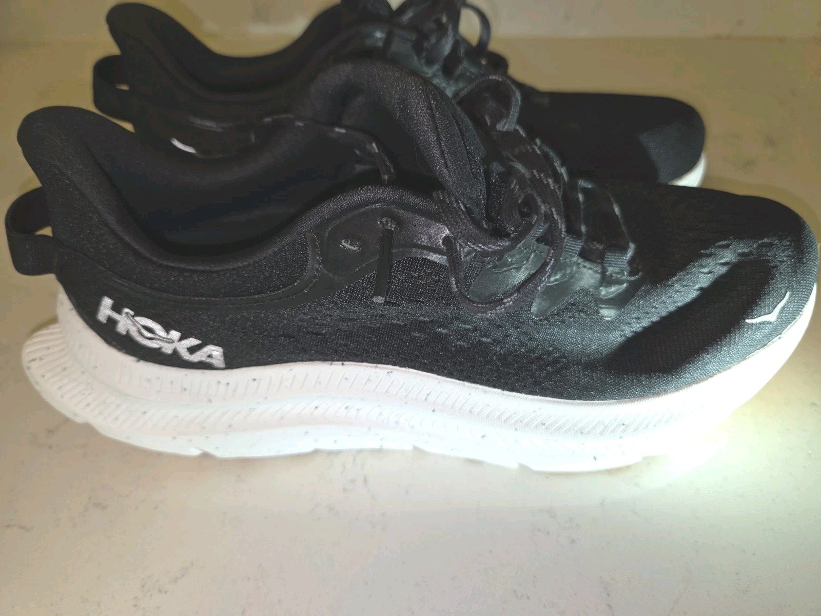 HOKA ONE ONE Kawana 2 B Men's Running Shoes Black White US 10 Mesh
