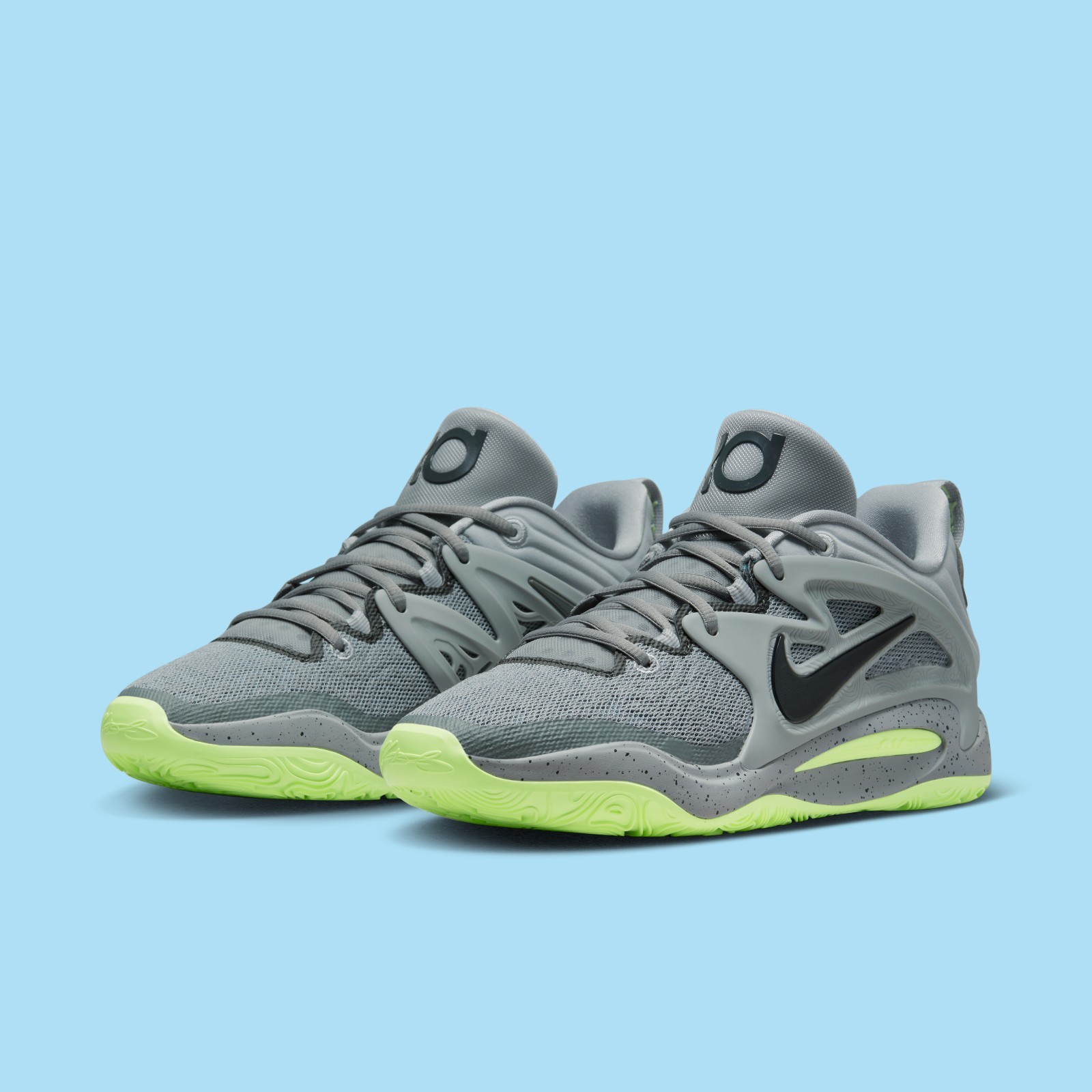 Nike KD15 TB Wolf Grey DO9826-001 Men's Size 9 Shoes #117F