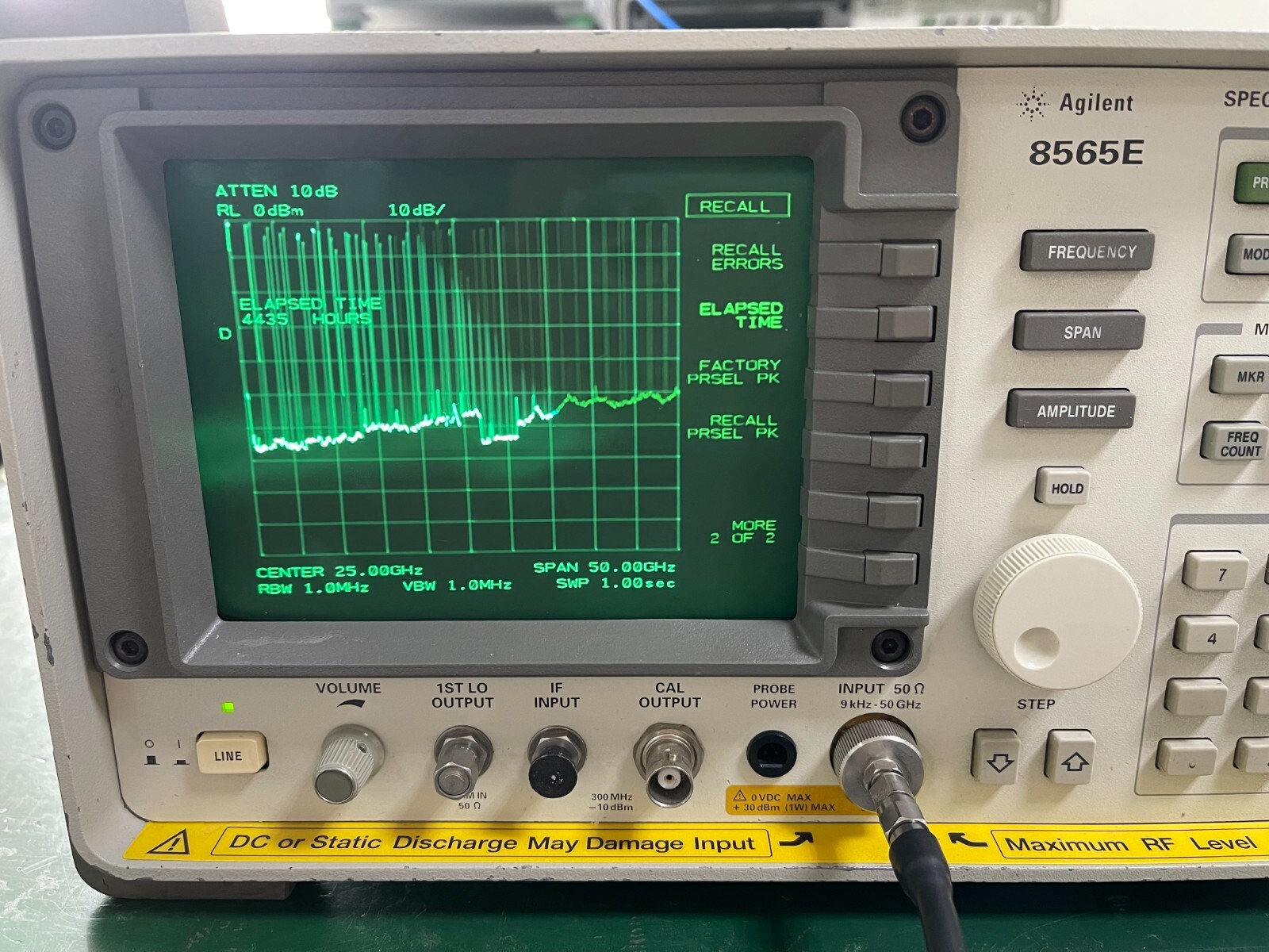 Agilent Keysight 8565E 9KHz - 50GHz Spectrum Analyzer_1513