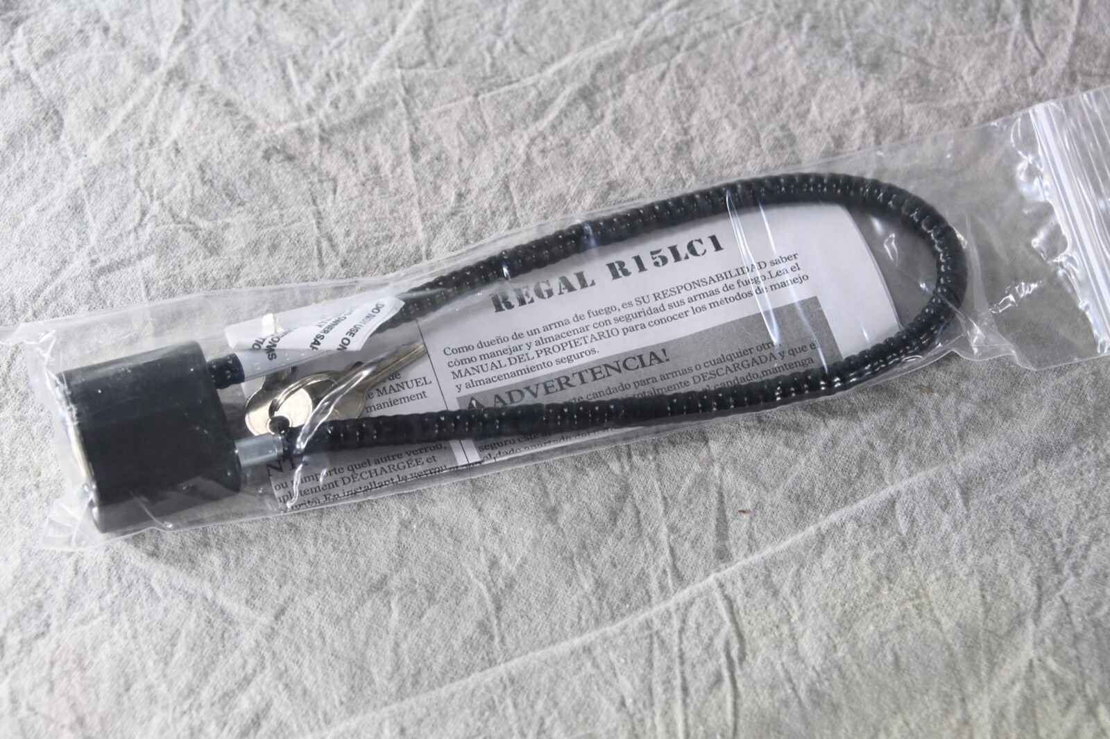 REGAL Industries Gun Handgun Pistol Revolver Lock - R15LC1 - 2 Keys - A881