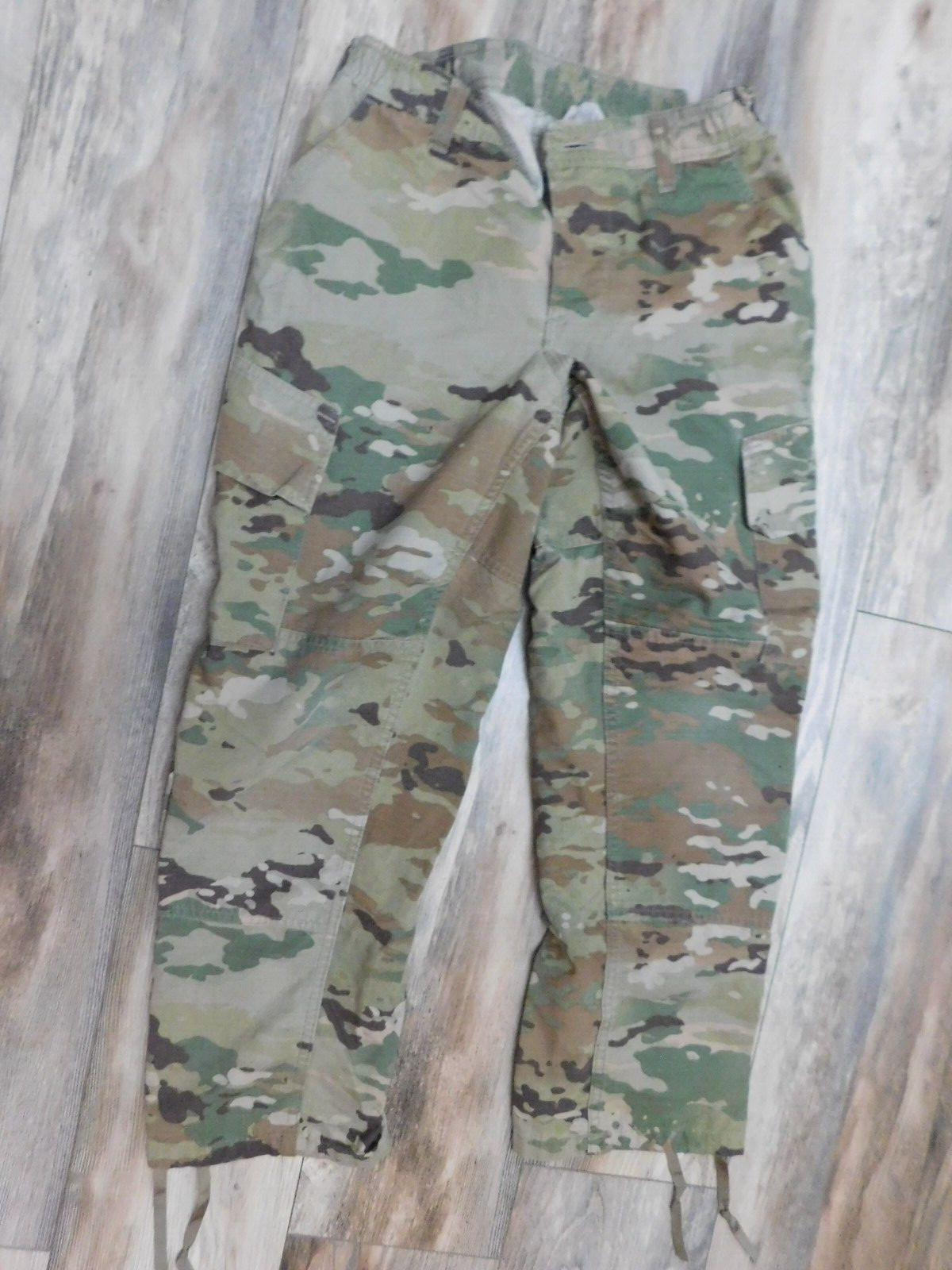 US ARMY OCP FEMALE  PANTS  SIZE 28 SHORT