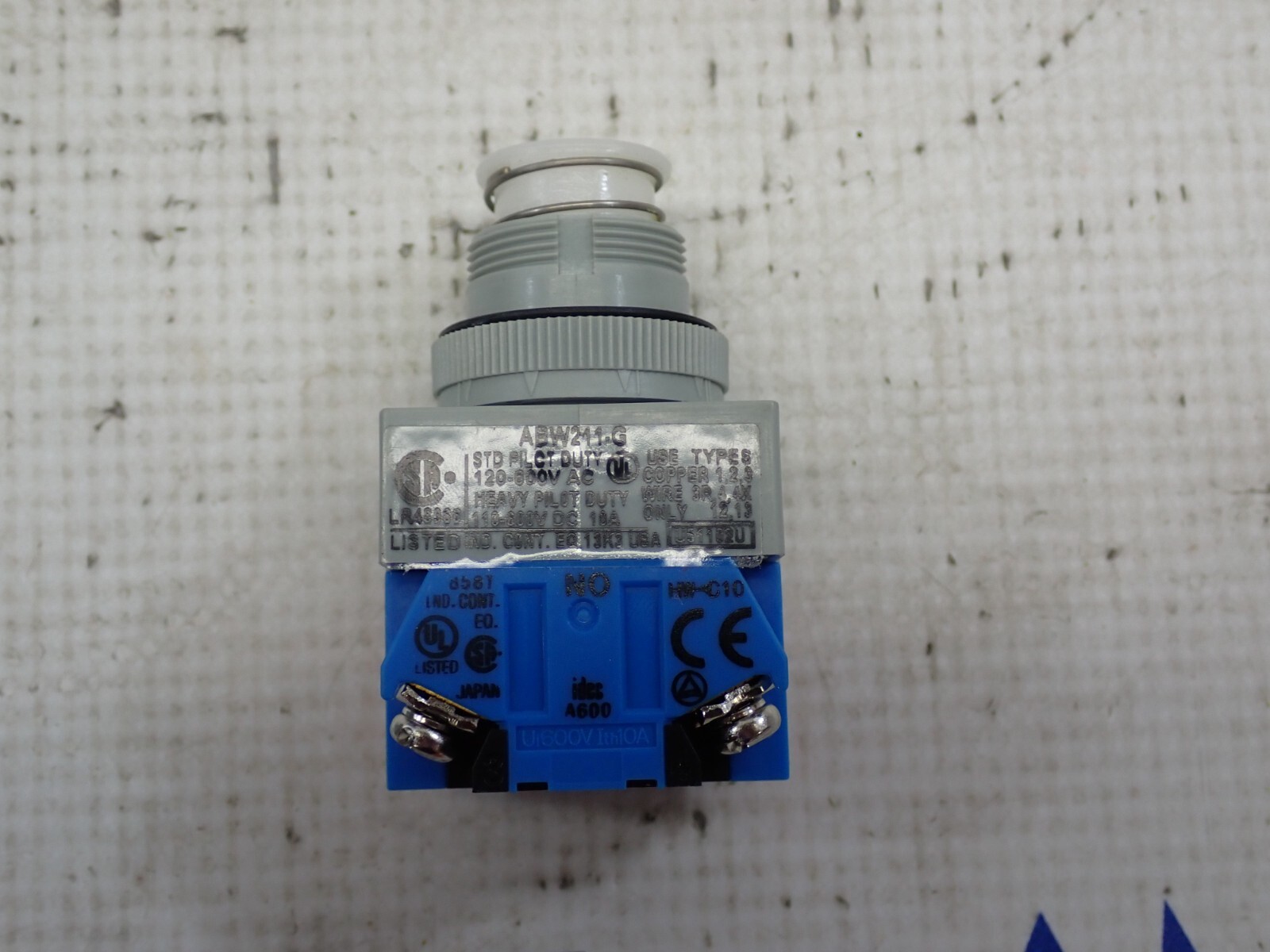IDEC ABW211-G Green Pushbutton 120-600V AC