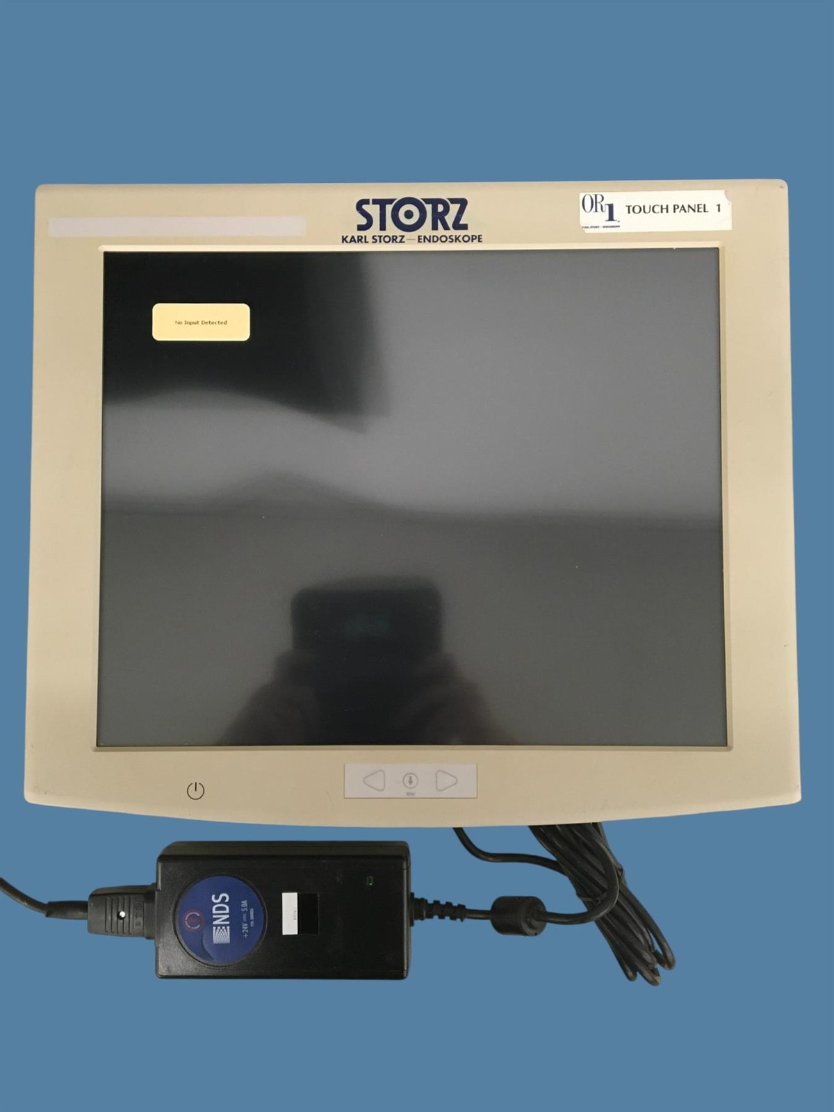 Karl Storz Endoskope V3C-SX19-R130 19" Touchscreen Monitor w/ Power Supply