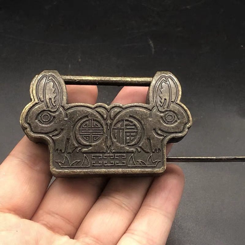 Vintage Brass Twin Rabbit Padlock Chinese Zodiac Lock Mini Jewelry Box Decor