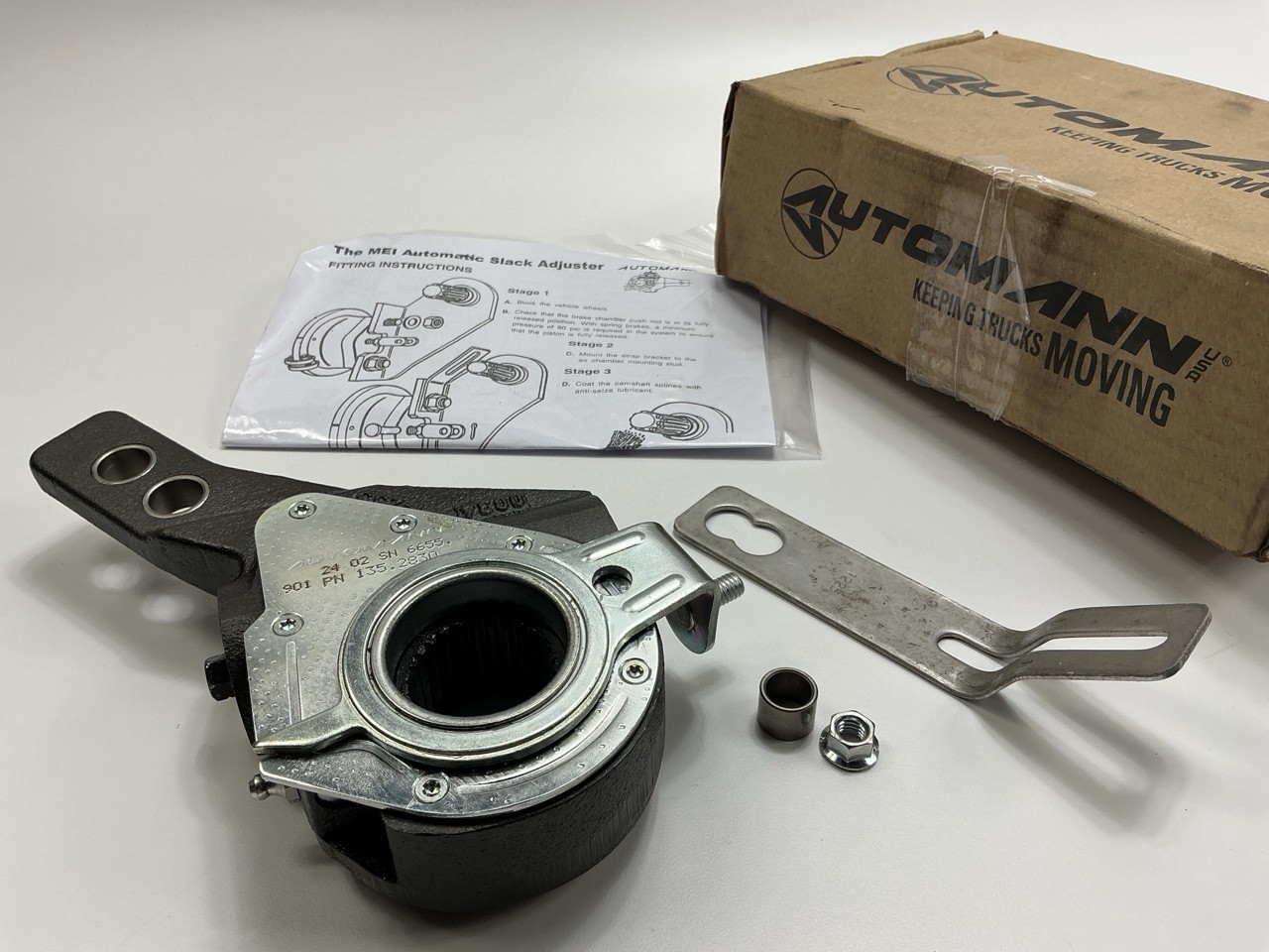 Automann 135.2830 Auto Brake Slack Adjuster Haldex Type 1-1/2"-28 X 5.0", 6" Arm