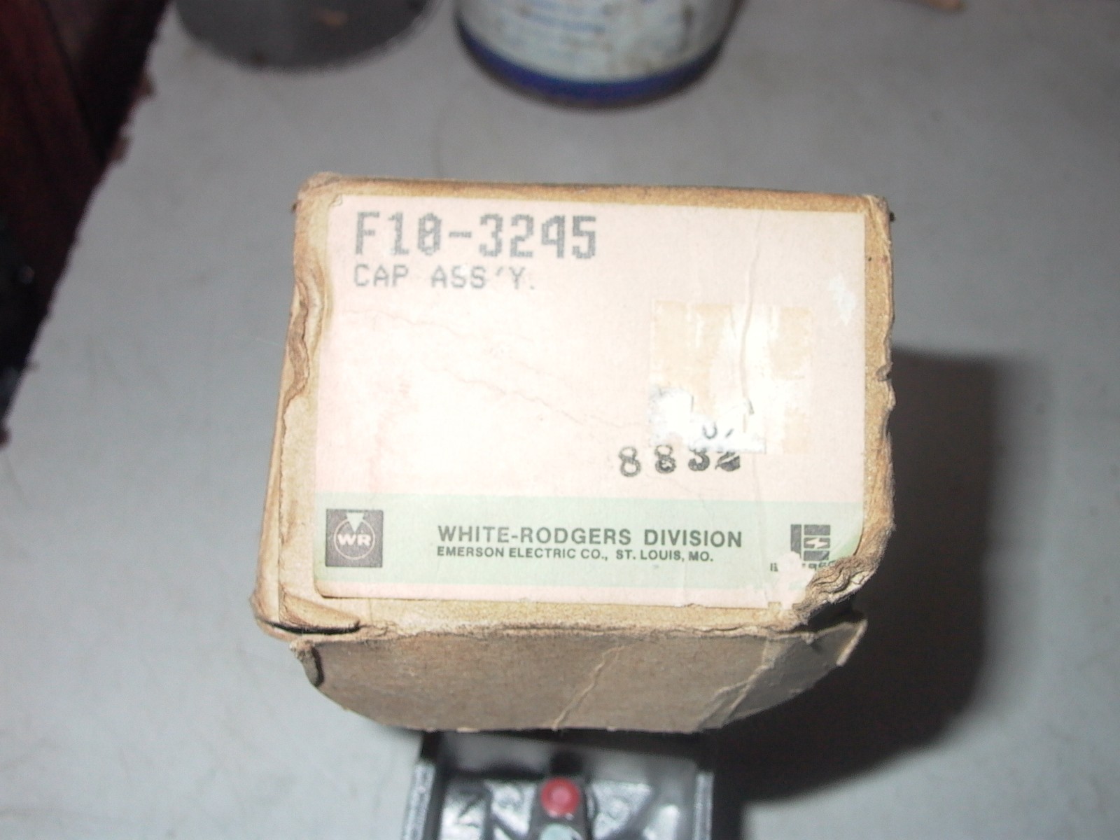NEW OLD STOCK WHITE RODGERS F10-3245 CAP ASS'Y