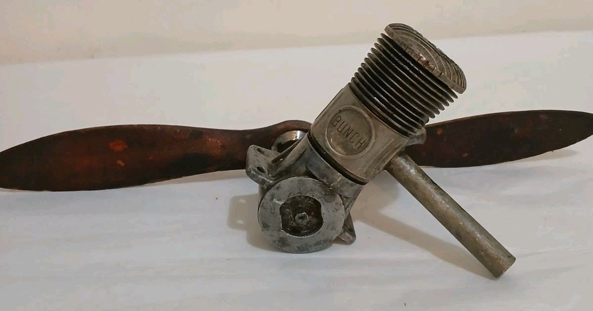Bunch Model Airplane Co. Vintage Engine