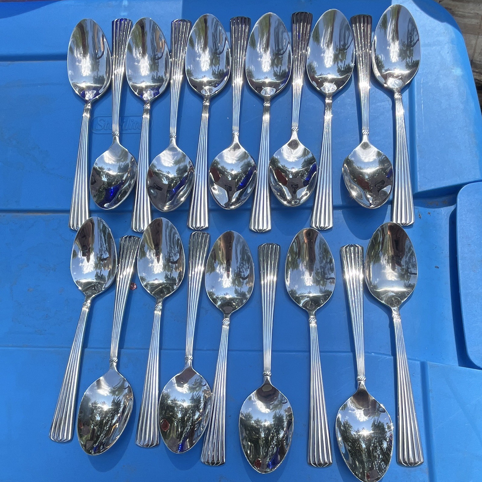 Reed & Barton 89pc Stainless Steel Flatware Set Service for 12 TRAY NOT INCLUDE