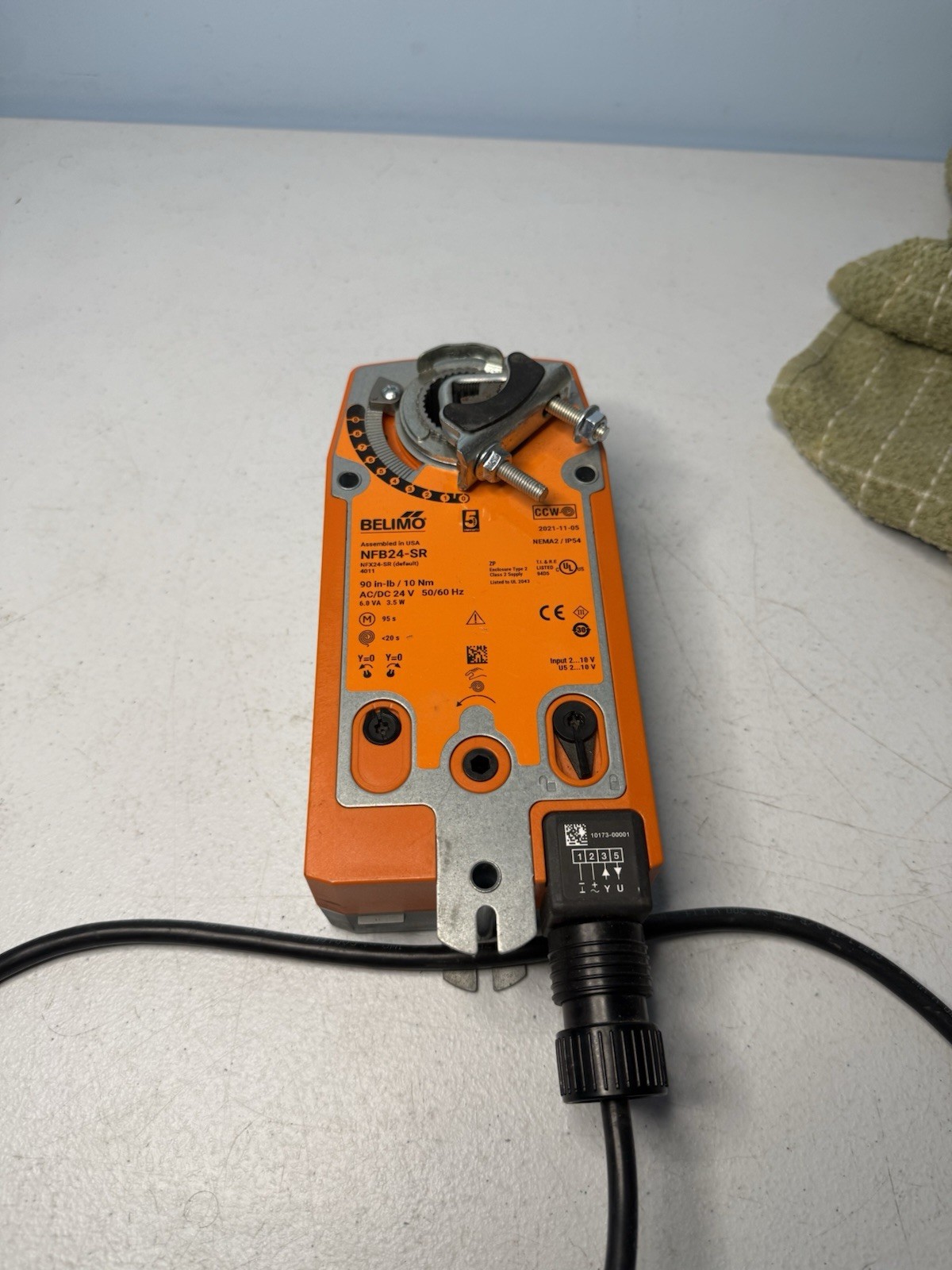 Belimo NFB24-SR Spring Return Damper Actuator 24V 90 in-lb Modulating Used